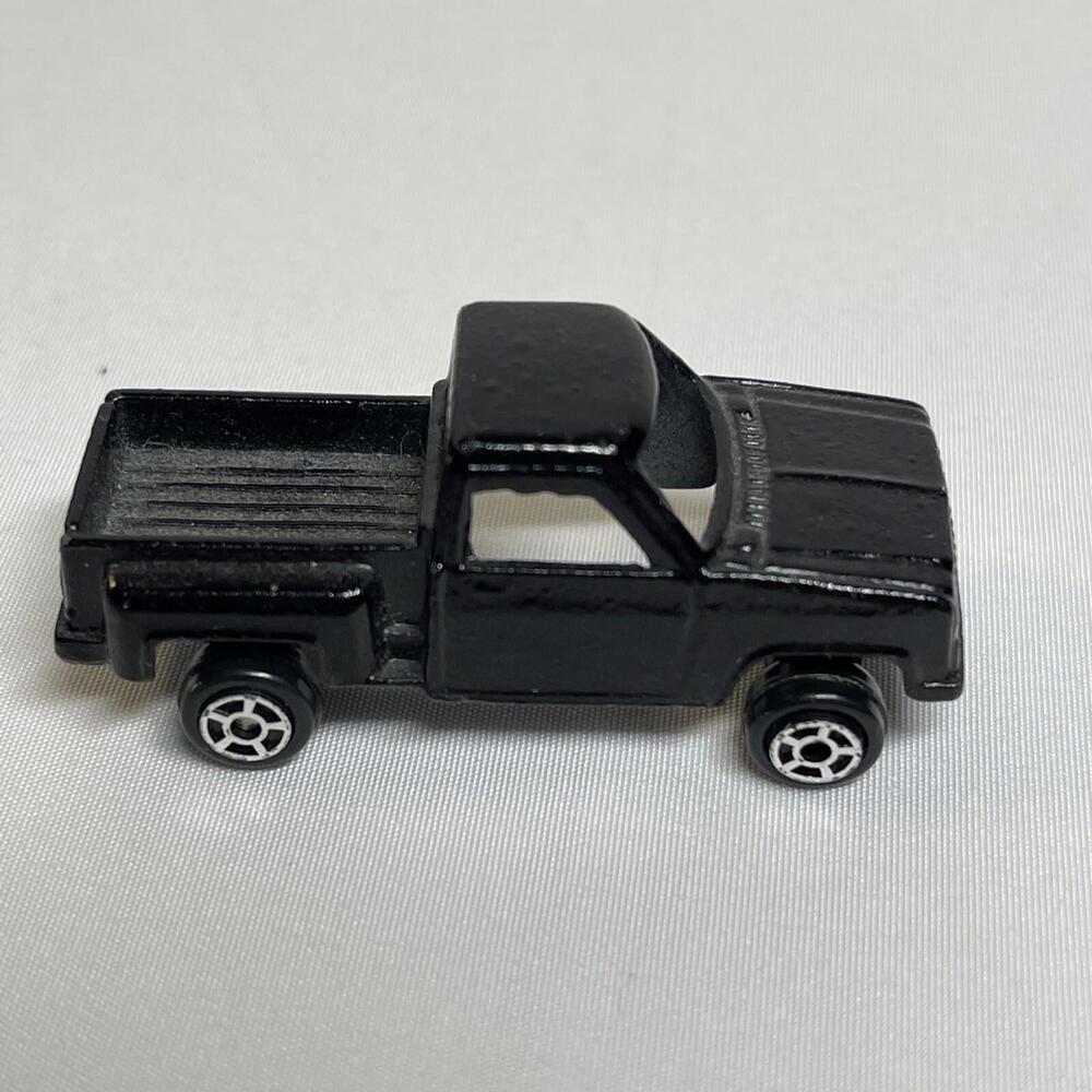 Vintage Tootsie Toy Black Chevy Step Side Pick-up Truck - made in Chicago, IL - Picture 3 of 7